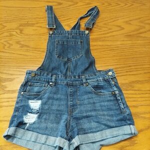 Dollhouse Junior's 9 Distressed Denim Shortalls Jeans W29 Cuffed Shorts Overalls